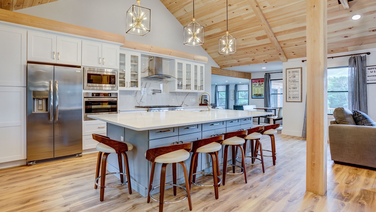 Photo of Kitchen in Swan Lake