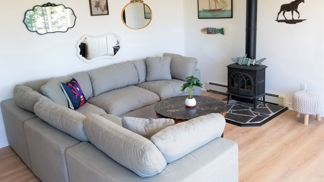 Photo of Livingroom in Roque Bluffs