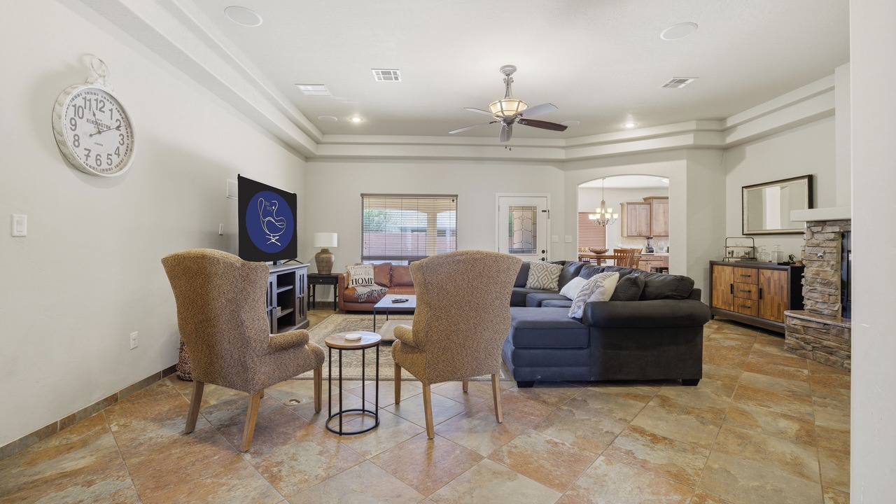 Photo of Livingroom in Alamogordo