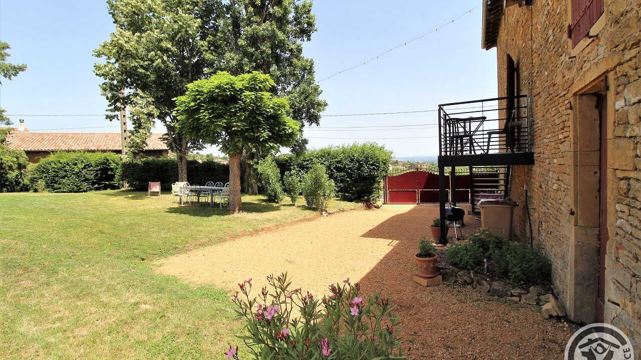 Photo of Outdoor in Cogny