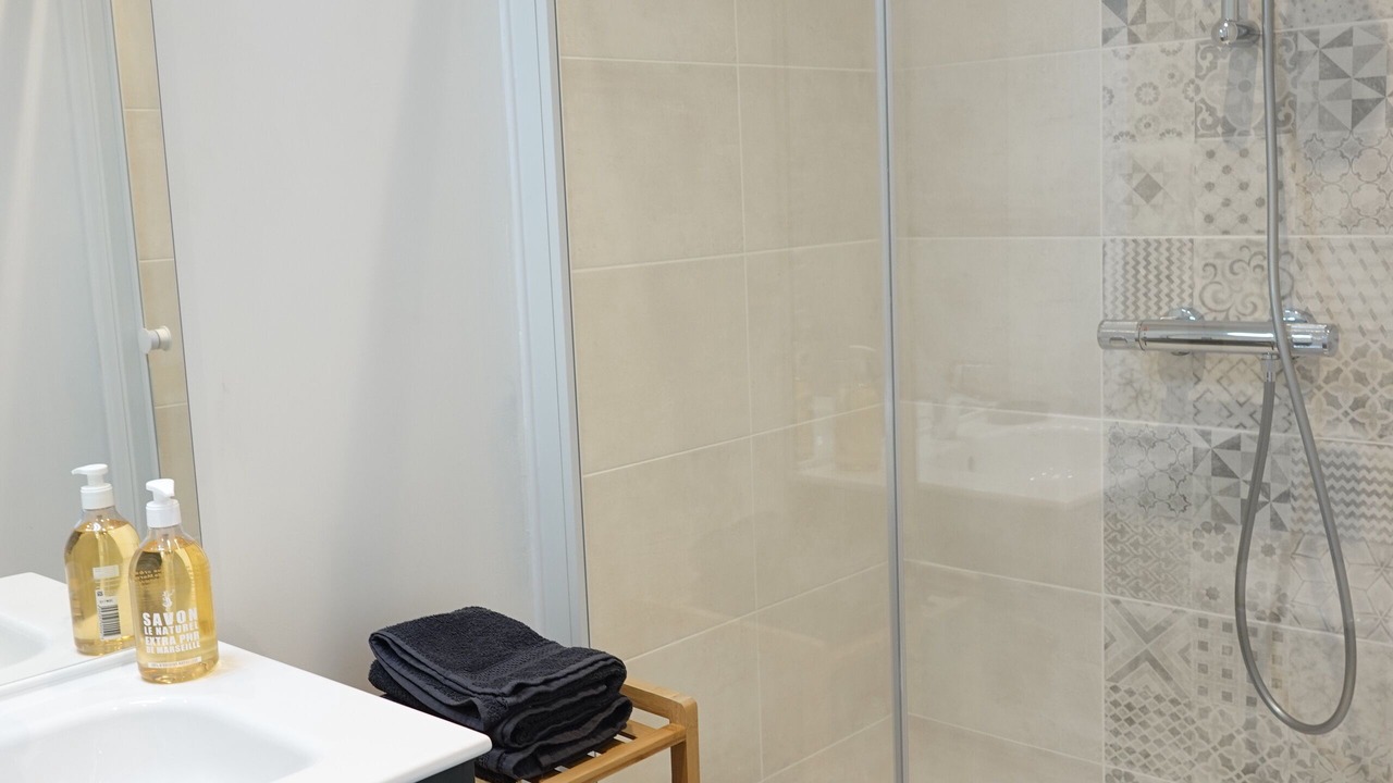 Photo of Bathroom in Lorris