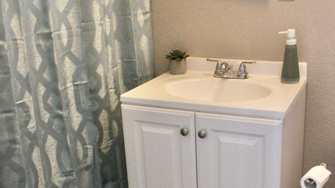 Photo of Bathroom in Central Oklahoma City
