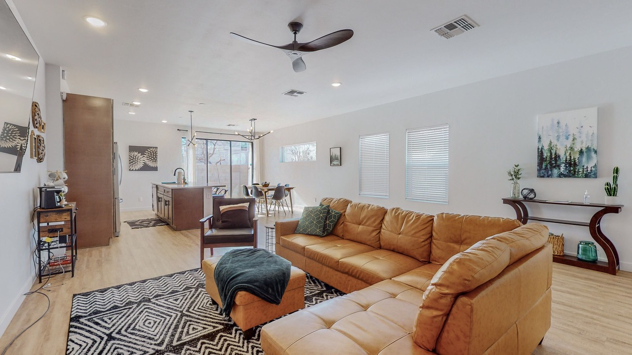 Photo of Livingroom in Downtown Albuquerque