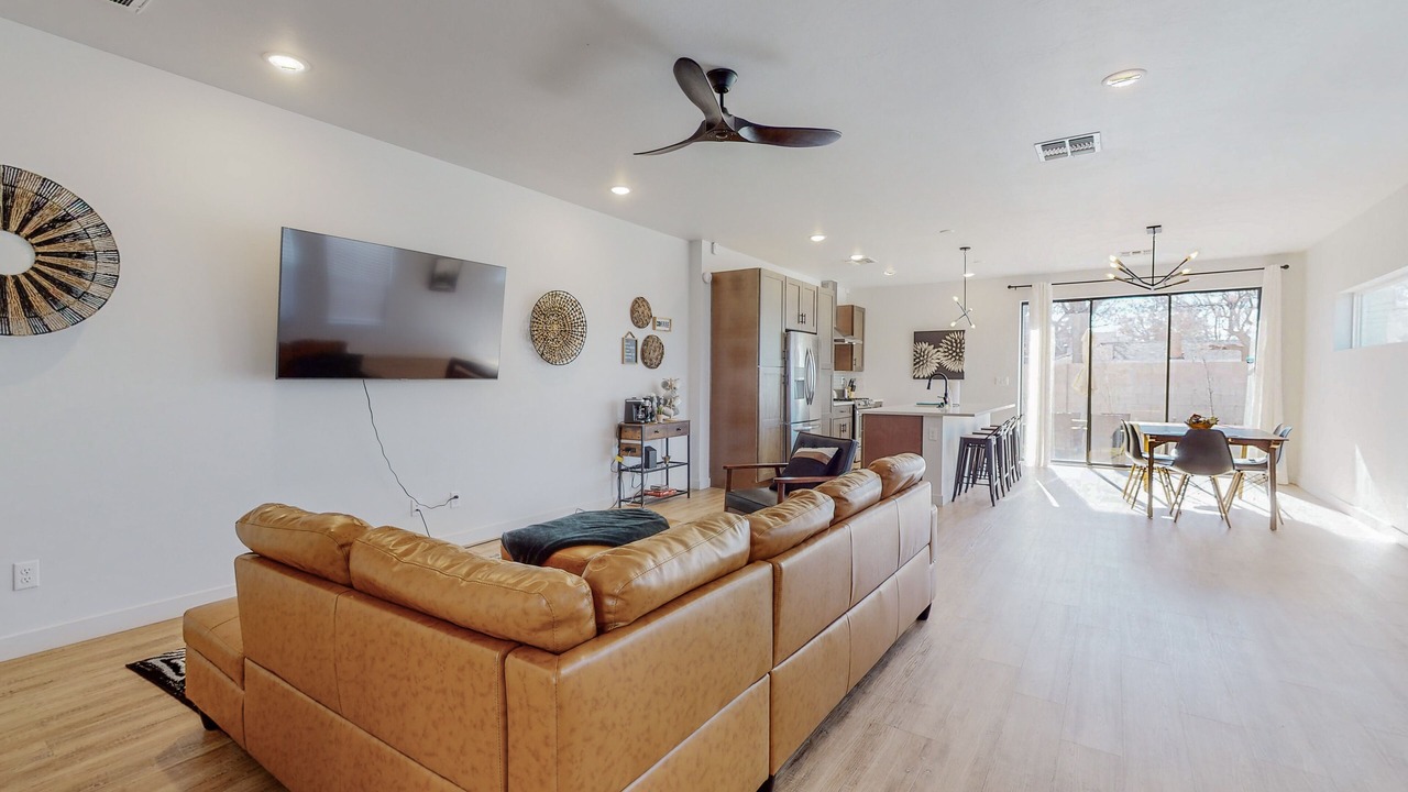 Photo of Livingroom in Downtown Albuquerque