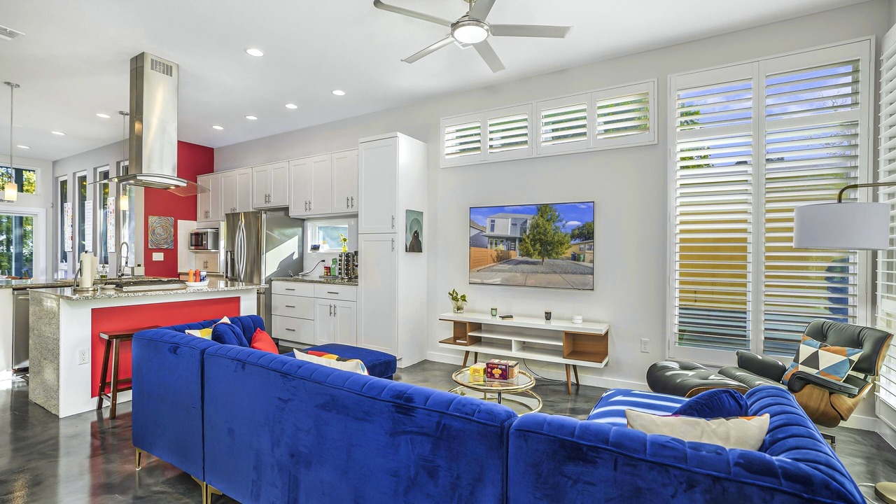 Photo of Livingroom in Central East Austin