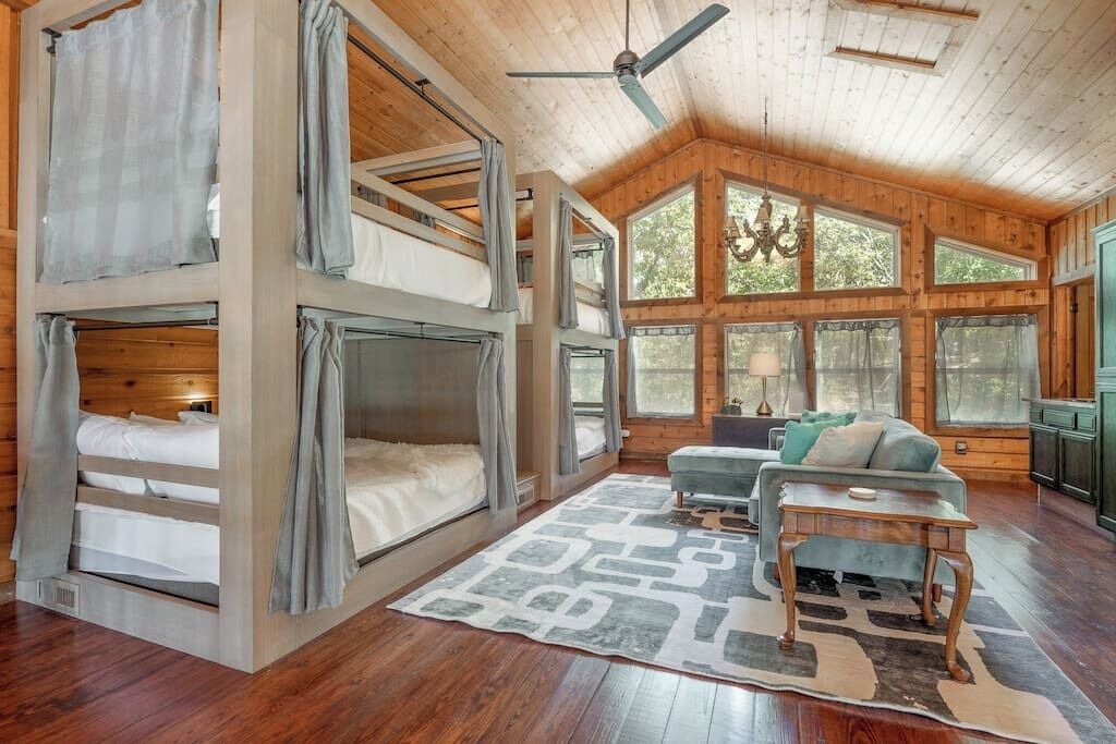 Photo of Bedroom in Rambo Riviera