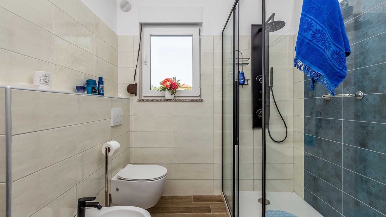Photo of Bathroom in Gabonjin