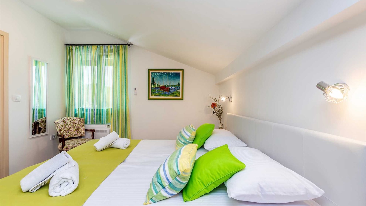 Photo of Bedroom in Gabonjin