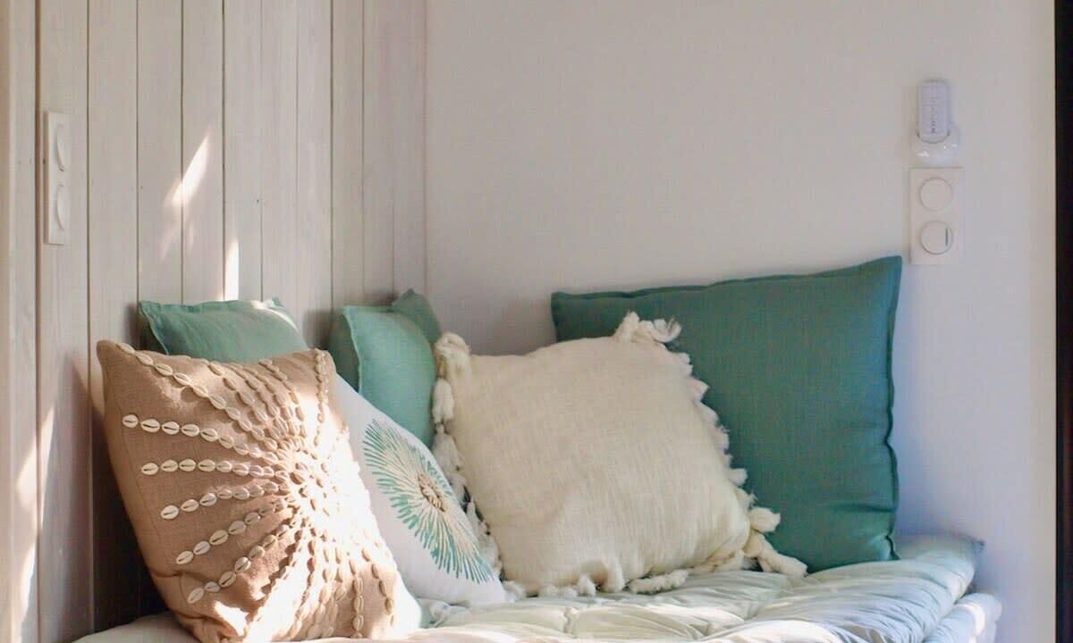 Photo of Others in Ares