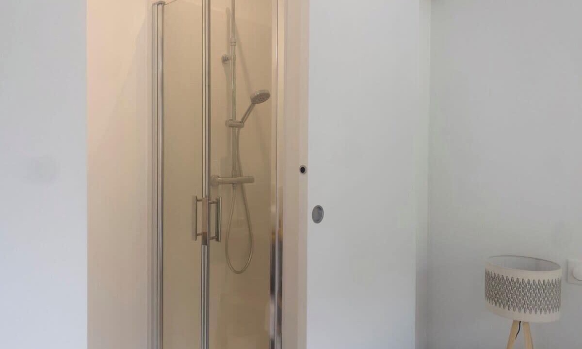 Photo of Bathroom in Ares