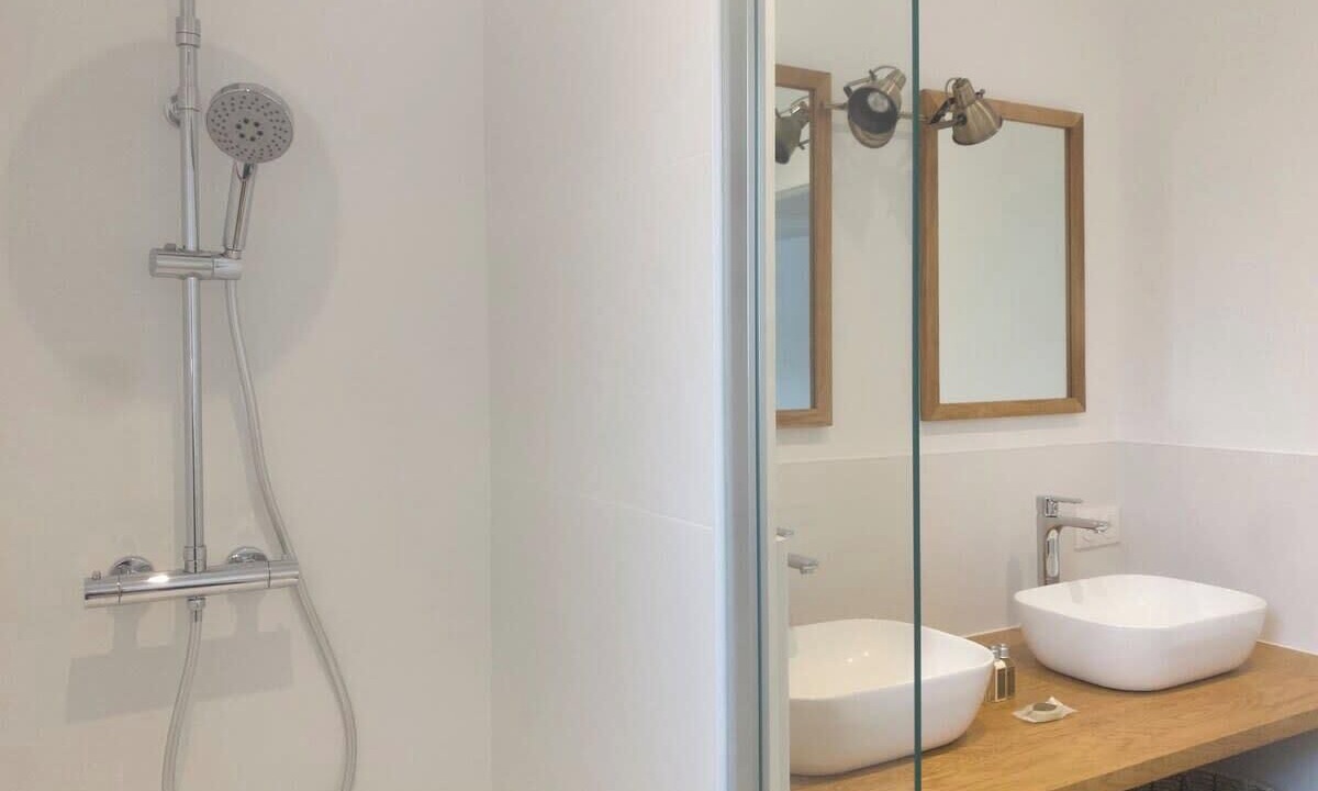 Photo of Bathroom in Ares