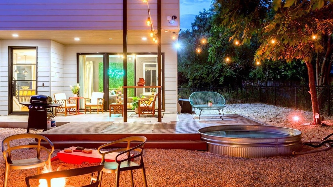 Photo of Outdoor in Govalle