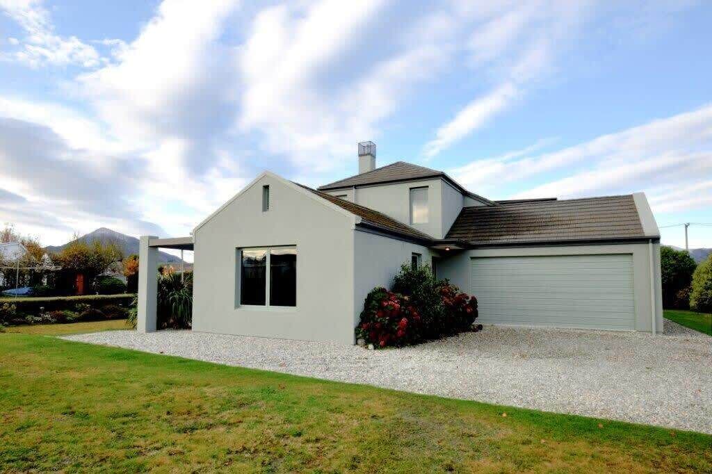 Photo of Outdoor in Albert Town