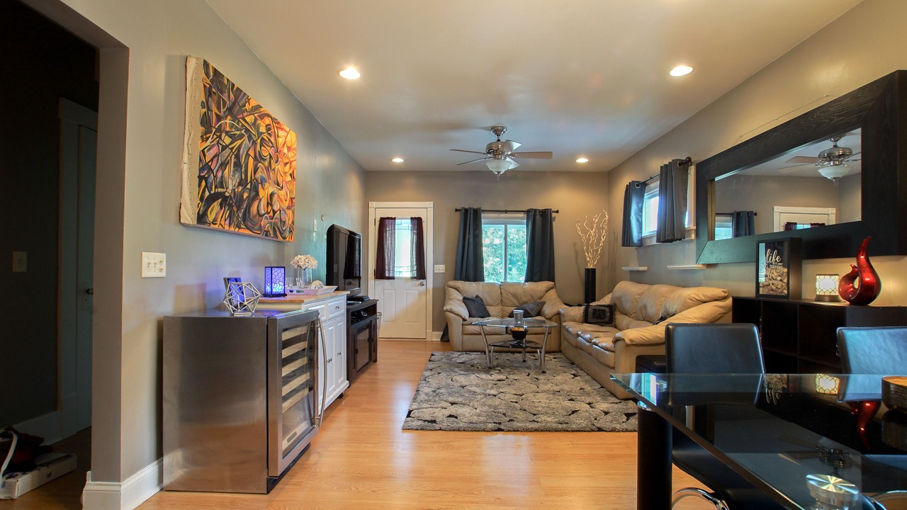 Photo of Livingroom in Benson