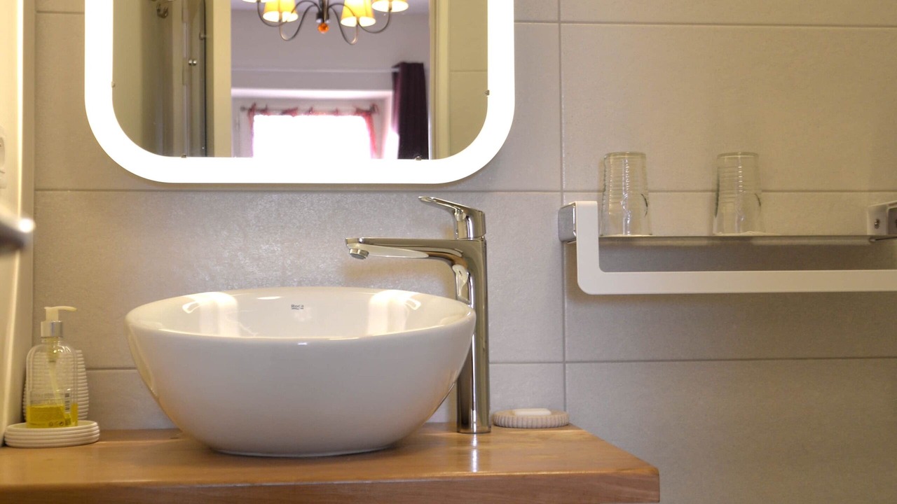 Photo of Bathroom in Paisy-Cosdon