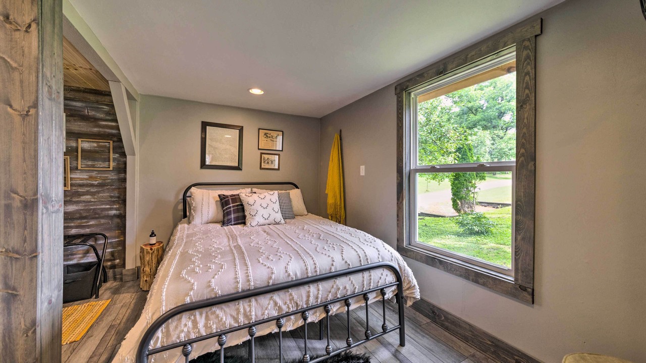 Photo of Others in Defiance