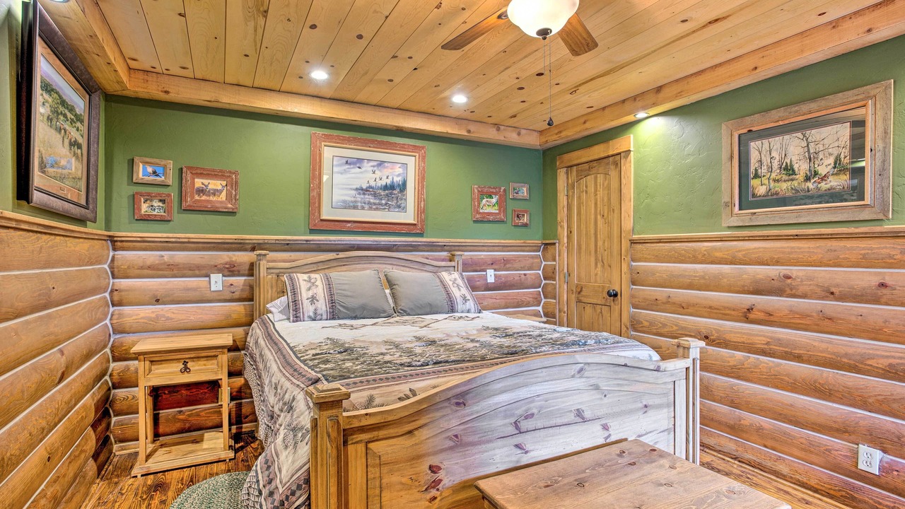 Photo of Bedroom in Caddo County