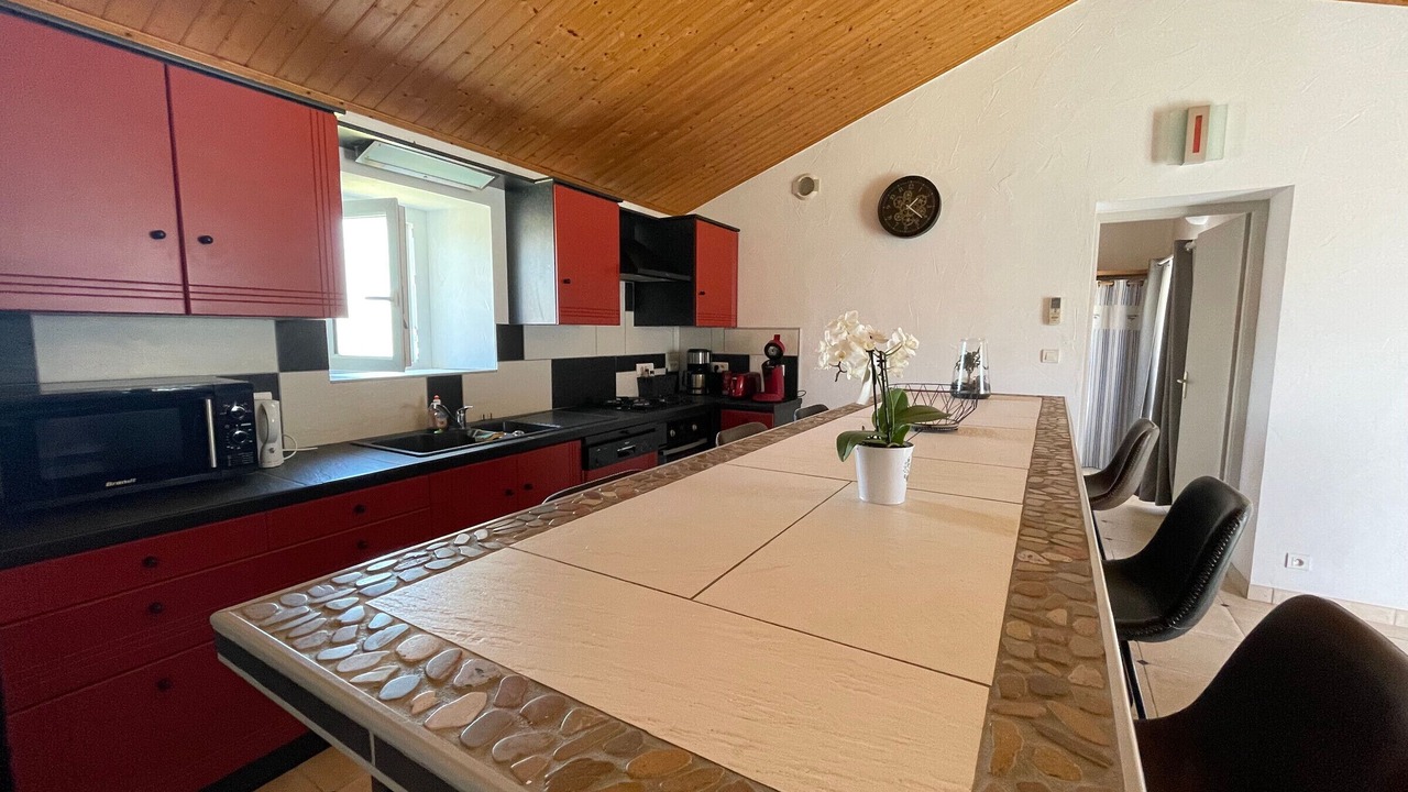 Photo of Kitchen in Bouin
