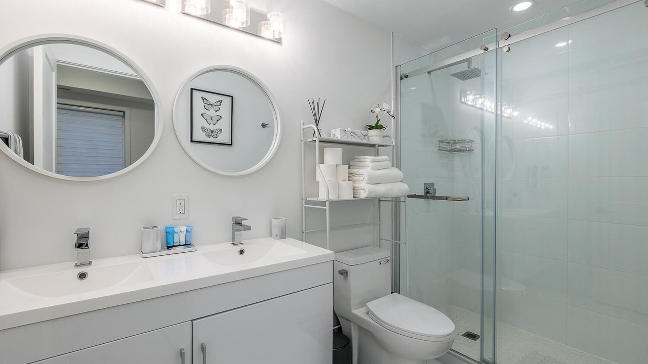 Photo of Bathroom in Niagara Falls