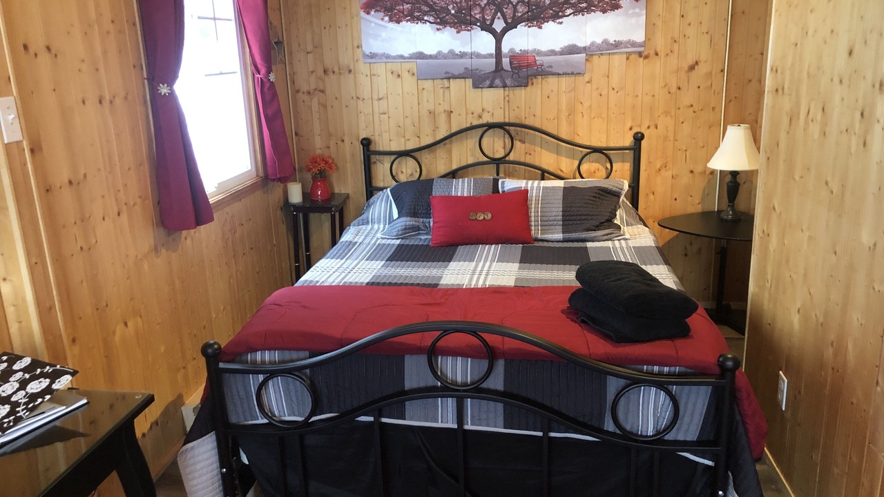 Photo of Bedroom in Mansfield-et-Pontefract