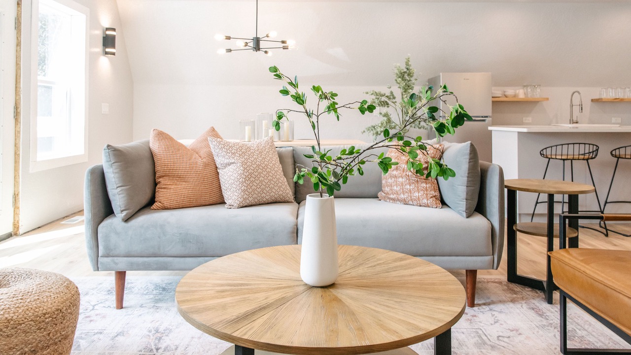 Photo of Livingroom in Donnelly