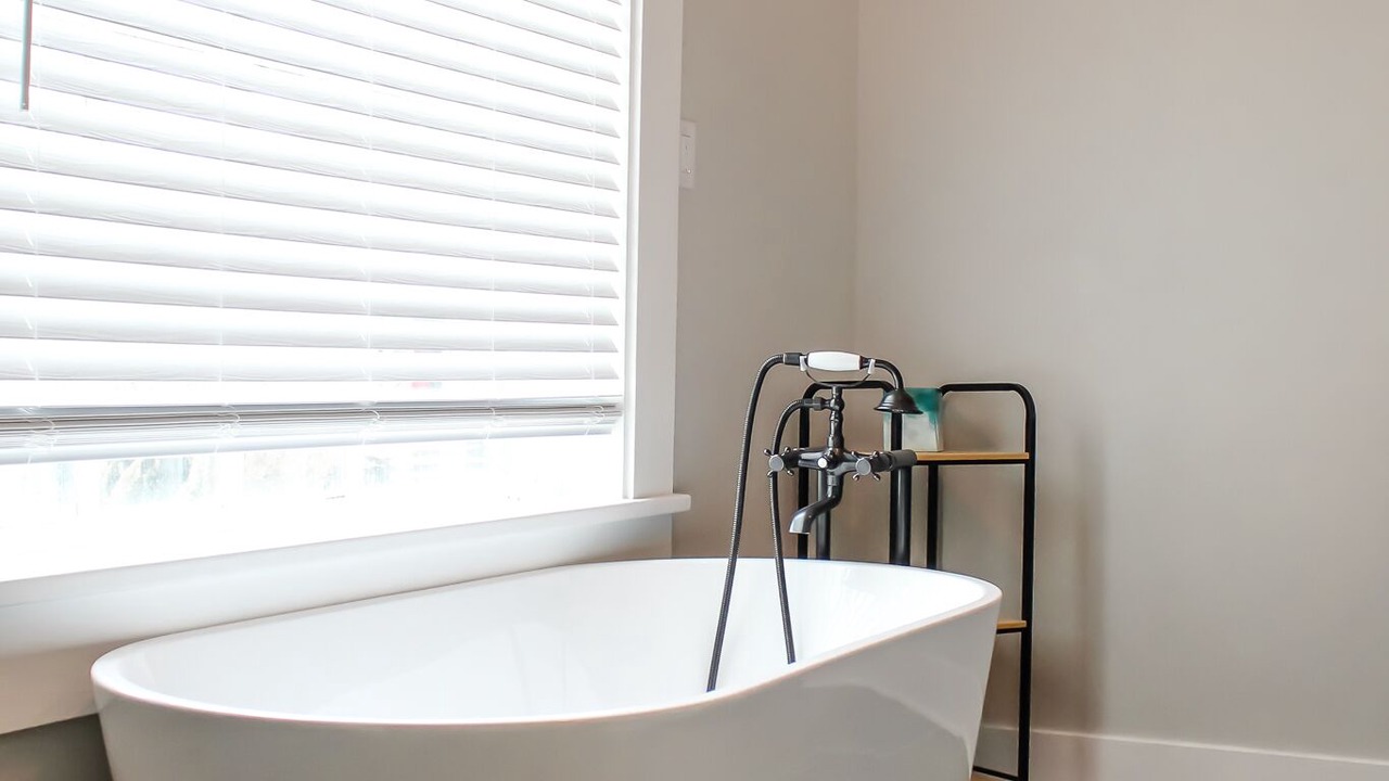 Photo of Bathroom in Albion