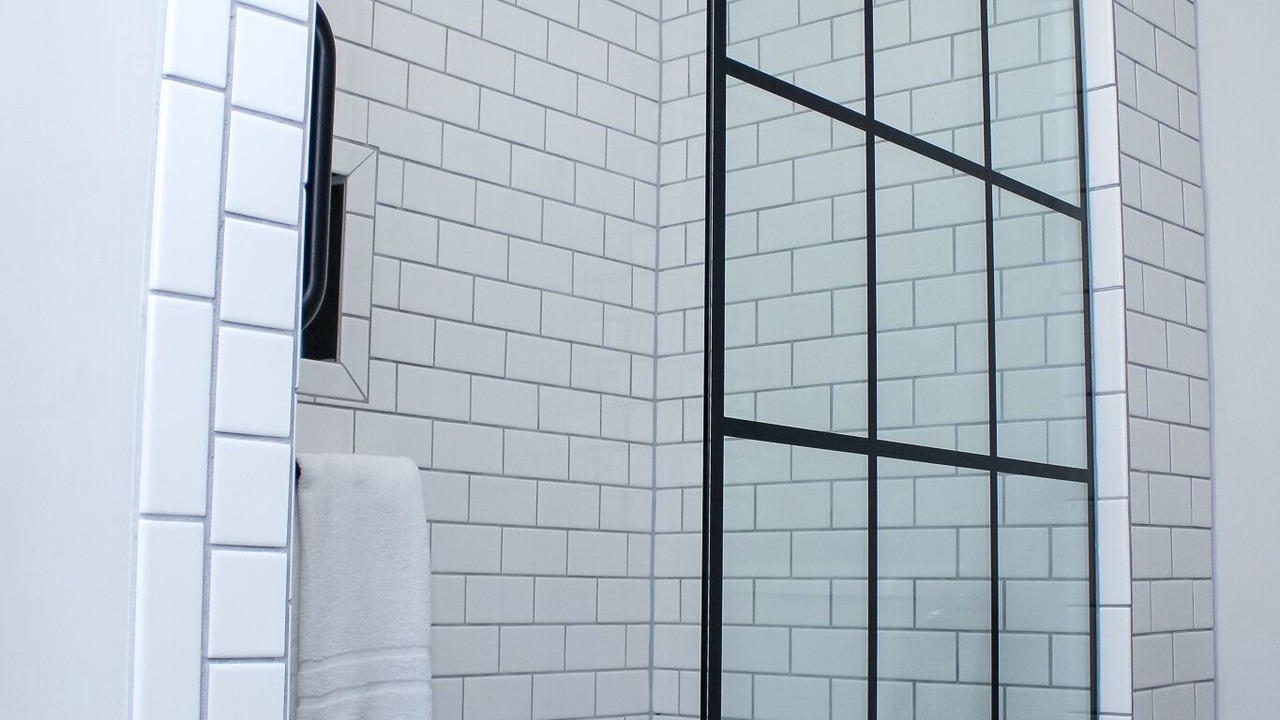 Photo of Bathroom in Albion