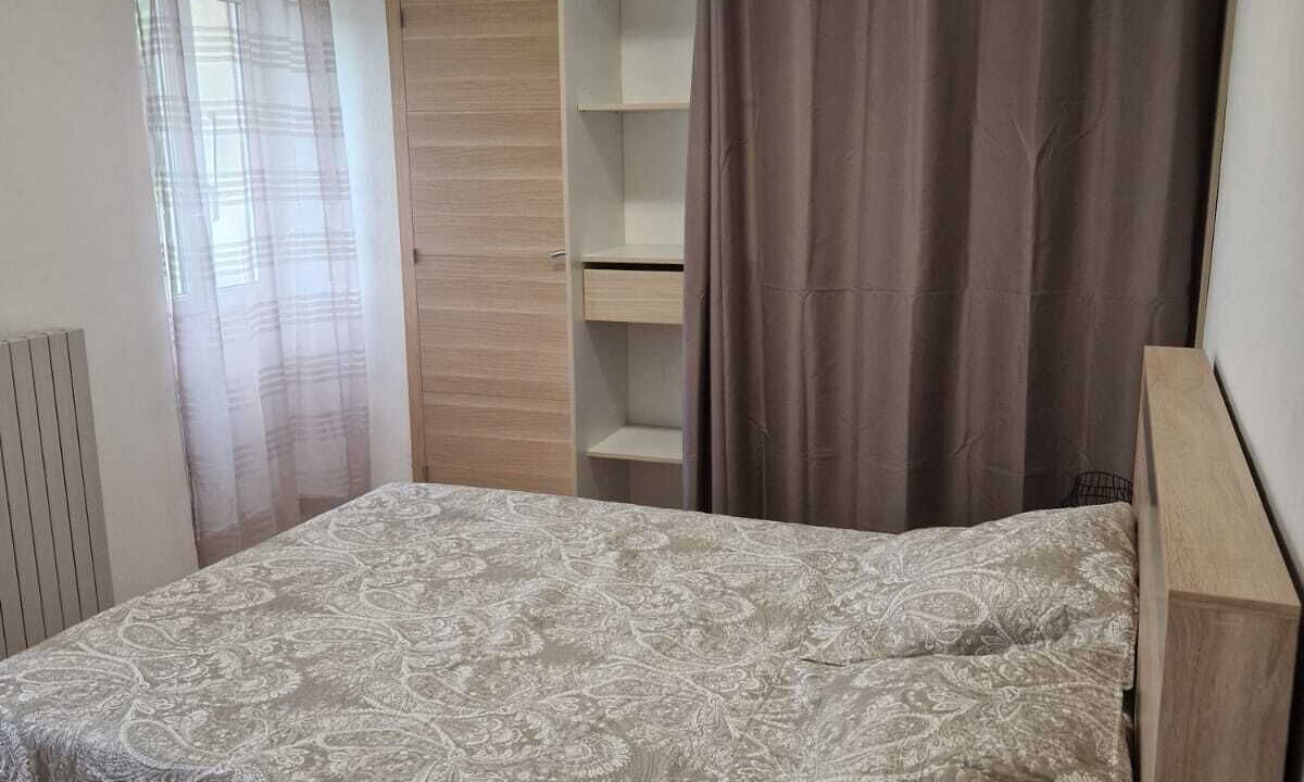 Photo of Bedroom in Reynes