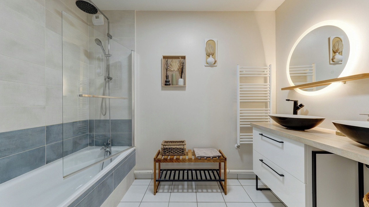 Photo of Bathroom in Saint-Priest