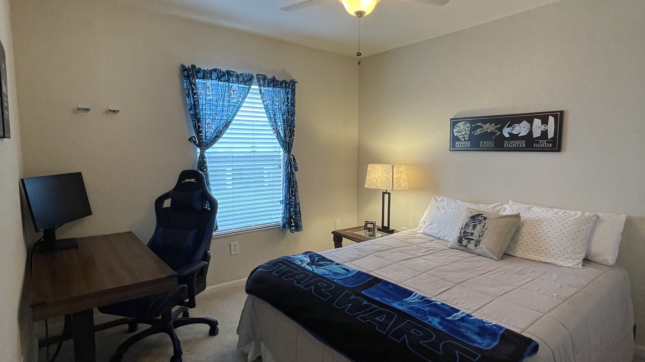 Photo of Bedroom in Trafalgar Village
