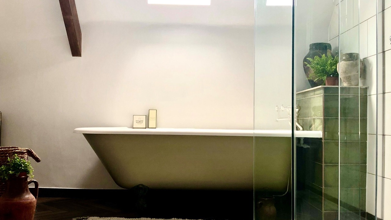 Photo of Bathroom in Longnor