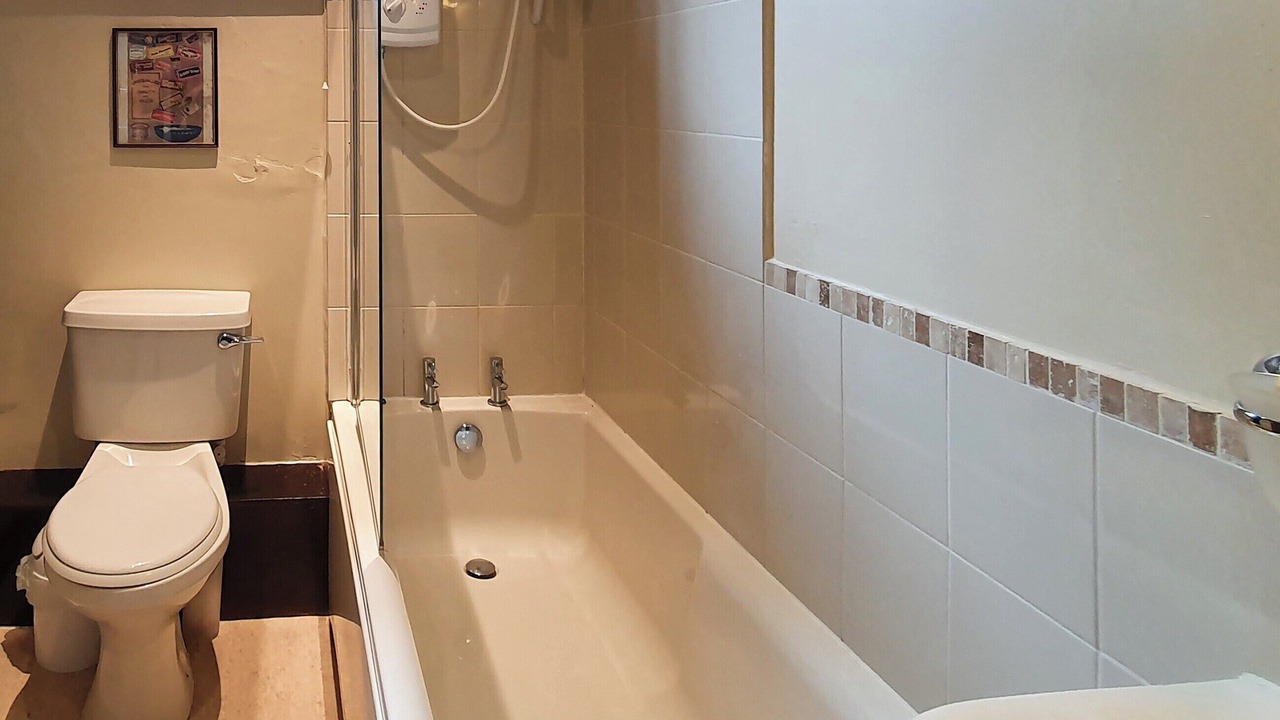 Photo of Bathroom in Draughton