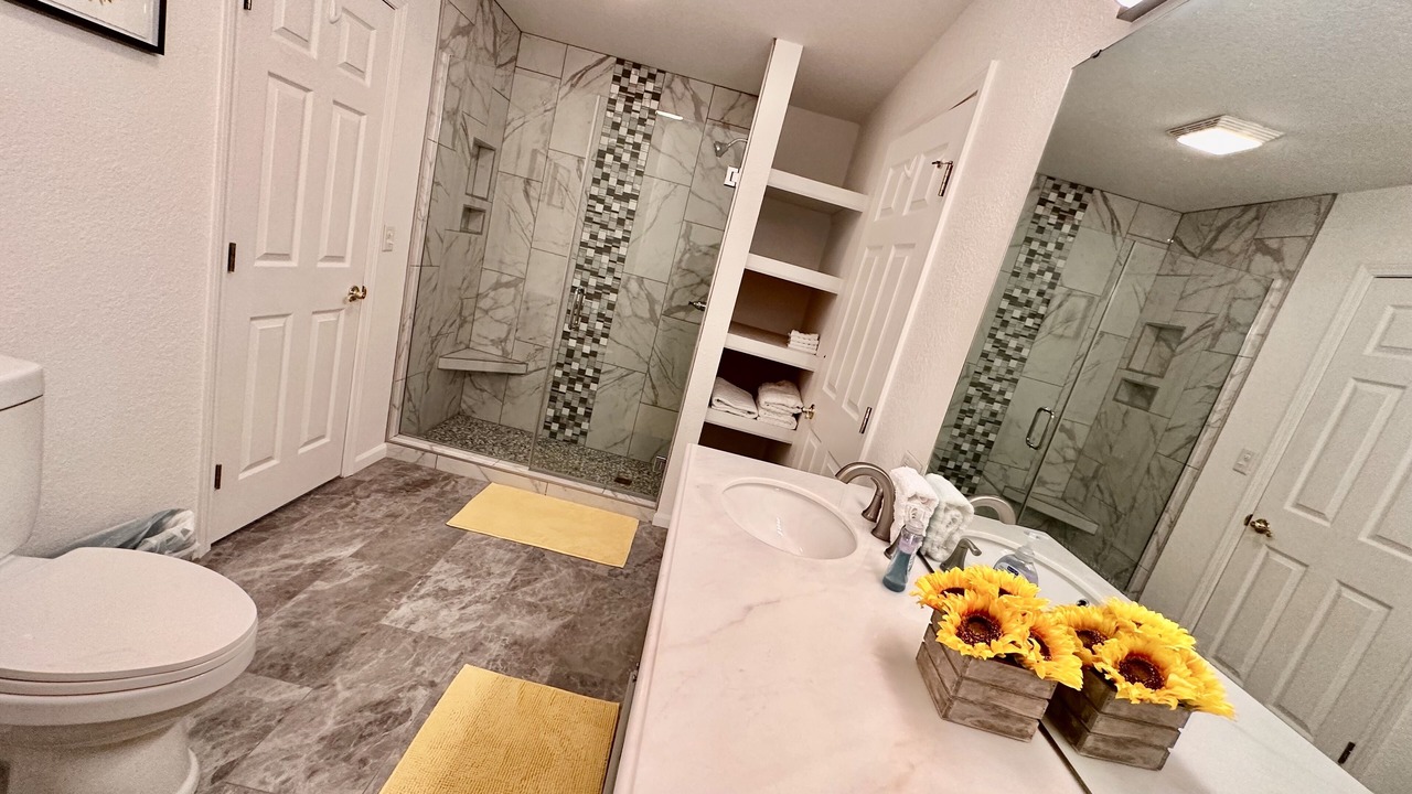 Photo of Bathroom in Lake Ozark