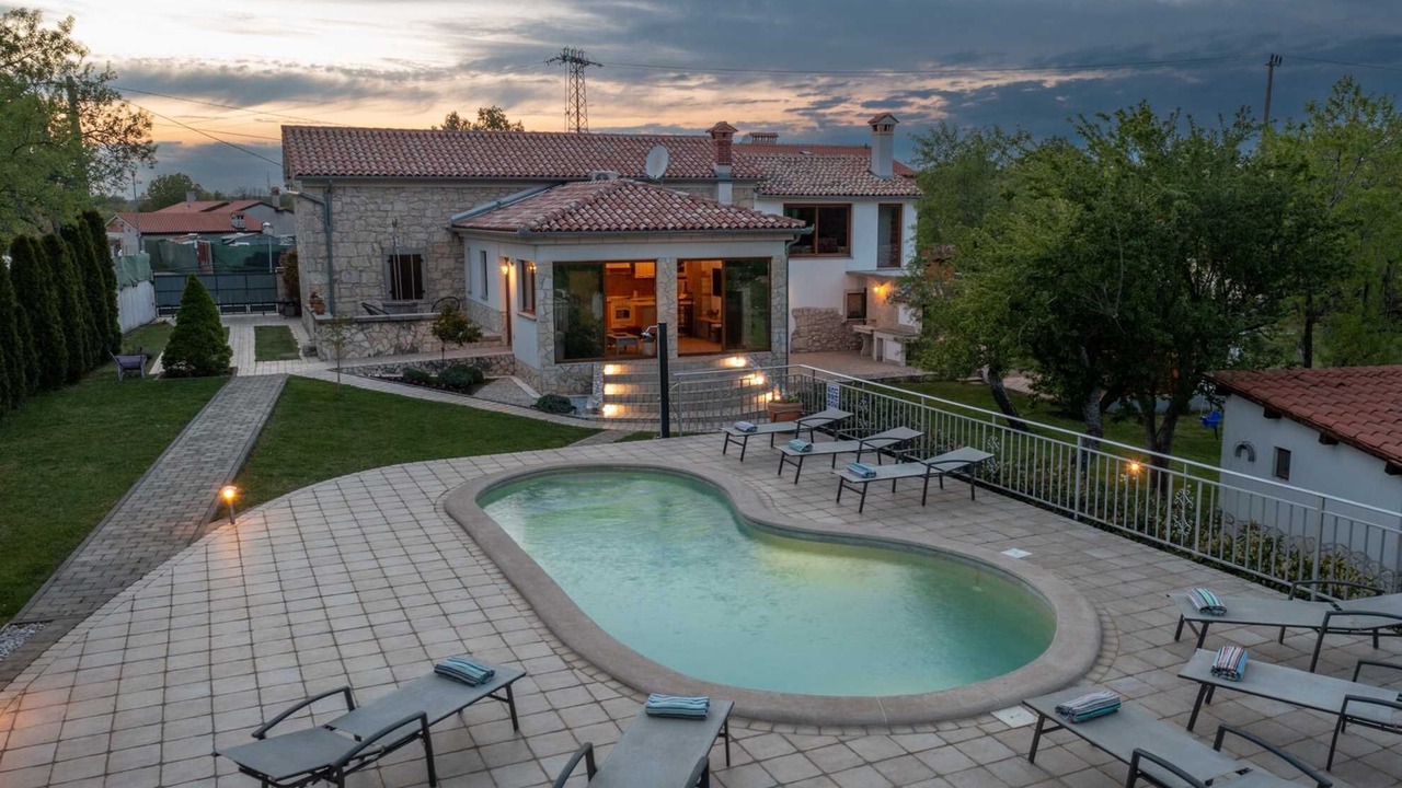 Photo of Outdoor in Nedescina