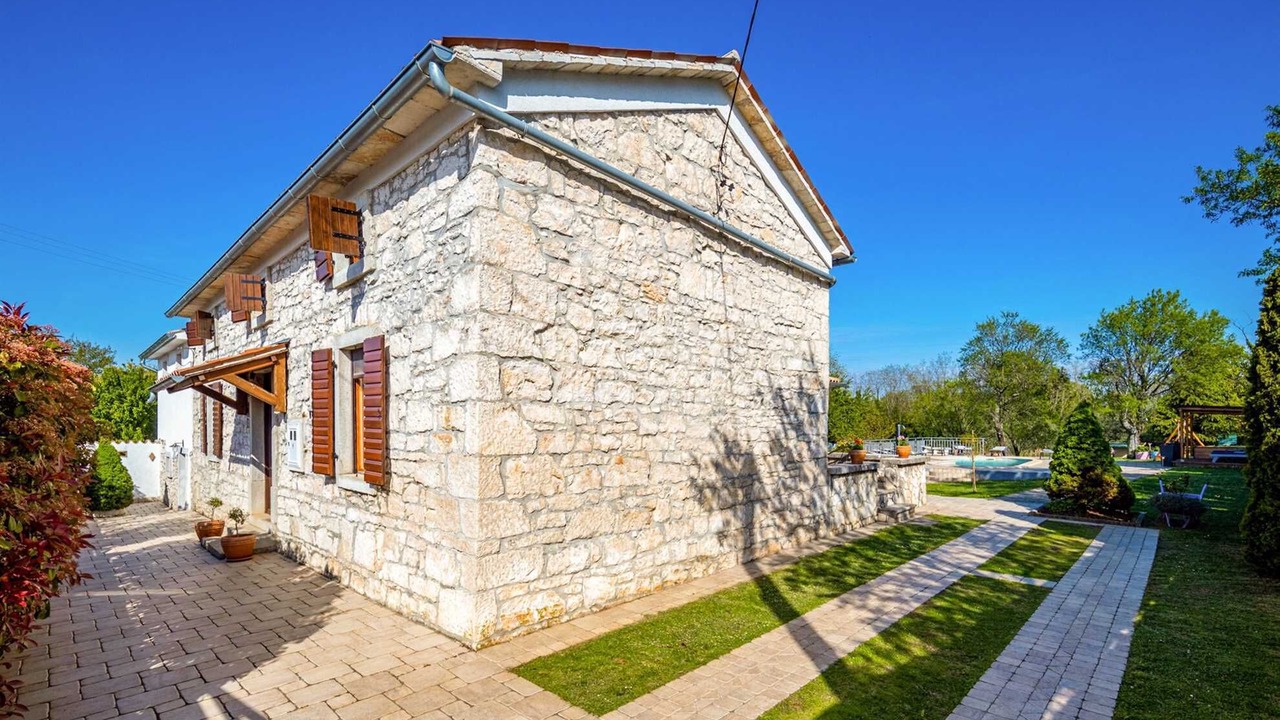 Photo of Outdoor in Nedescina