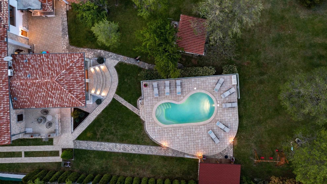 Photo of Outdoor in Nedescina