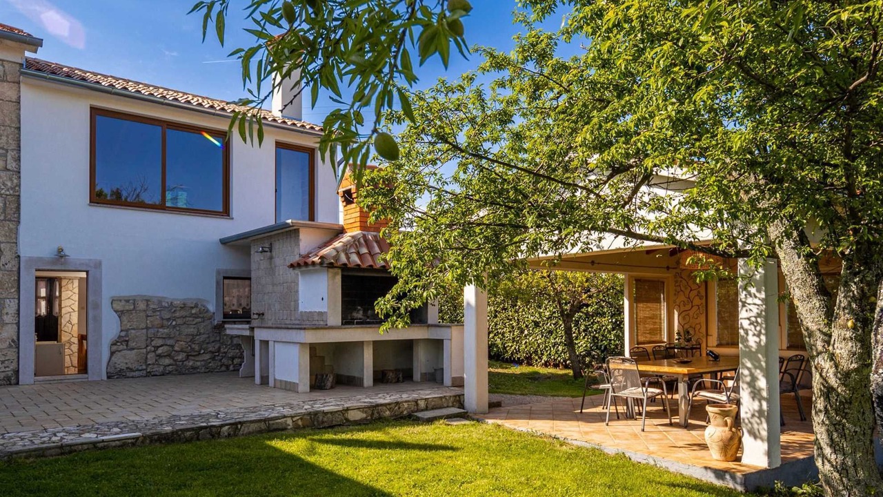 Photo of Outdoor in Nedescina