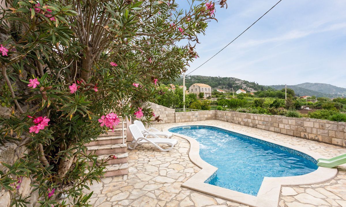 Photo of Outdoor in Orasac