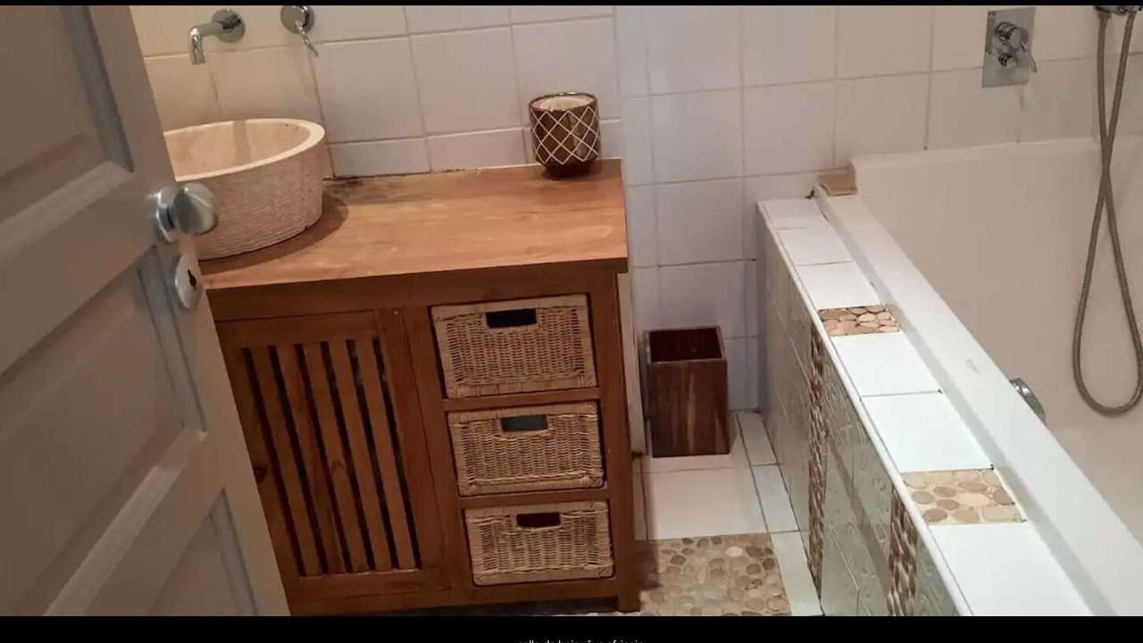 Photo of Bathroom in Endoume