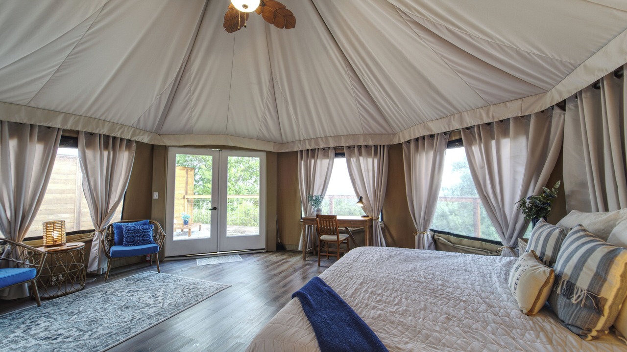 Photo of Bedroom in Oatmeal