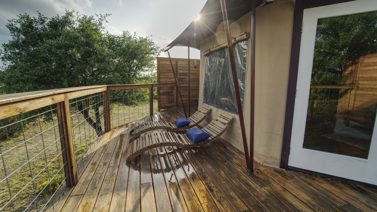 Photo of Patio Balcony in Oatmeal