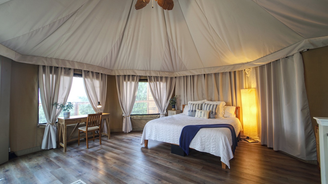 Photo of Bedroom in Oatmeal