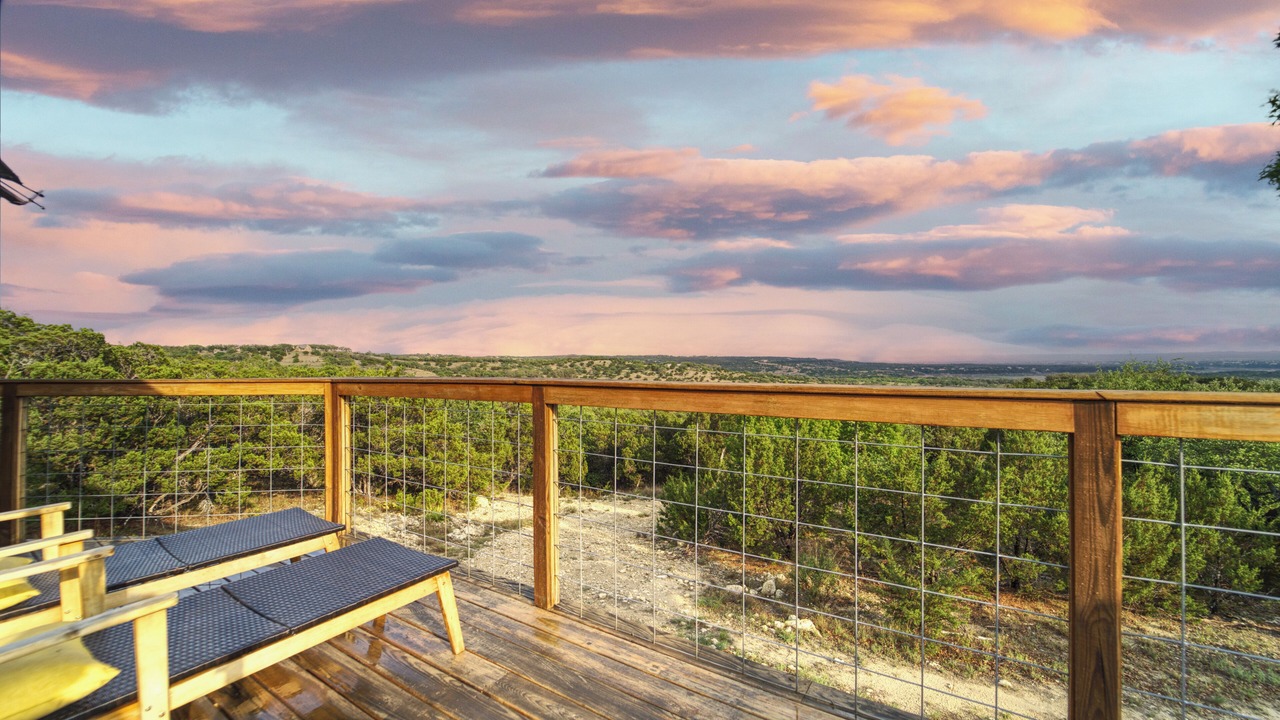 Photo of Patio Balcony in Oatmeal