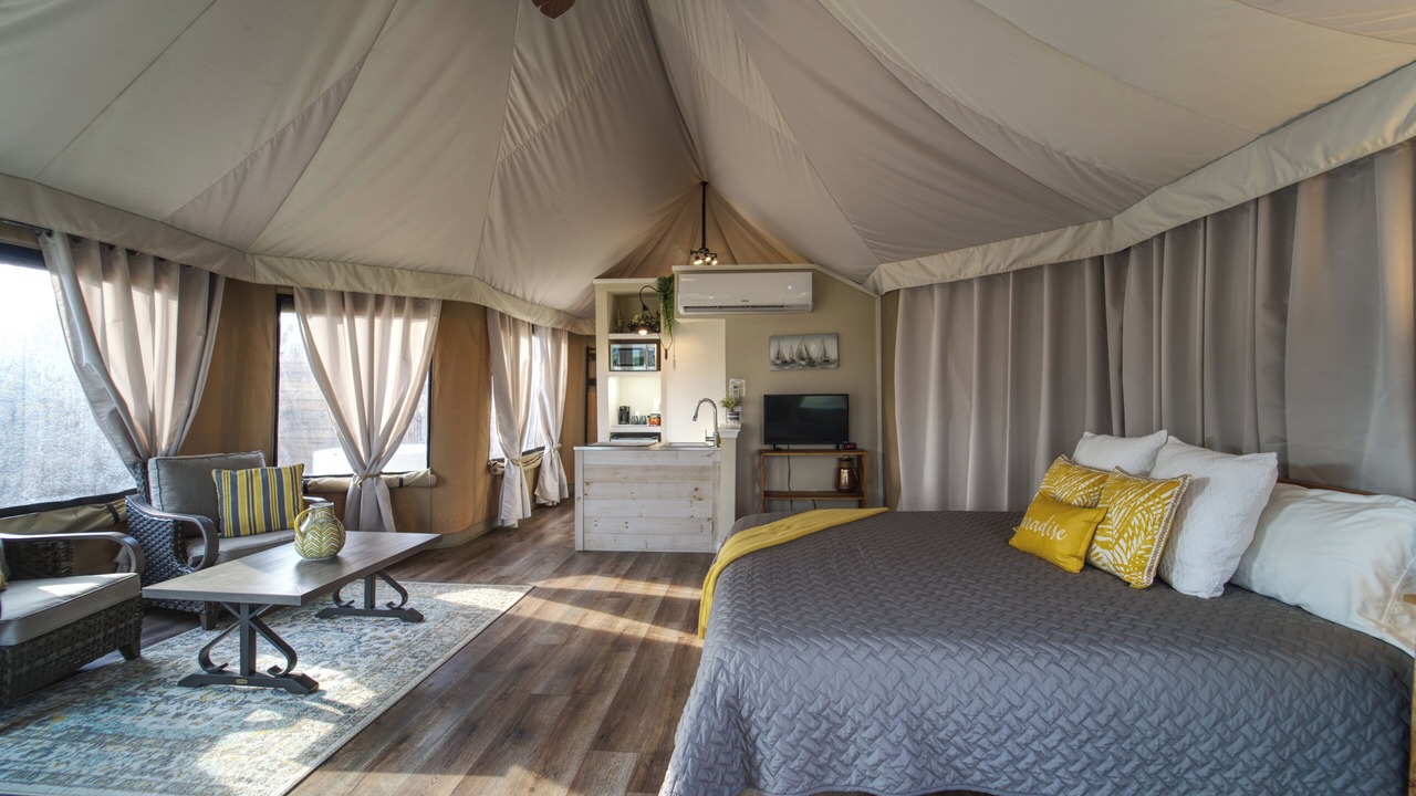 Photo of Bedroom in Oatmeal