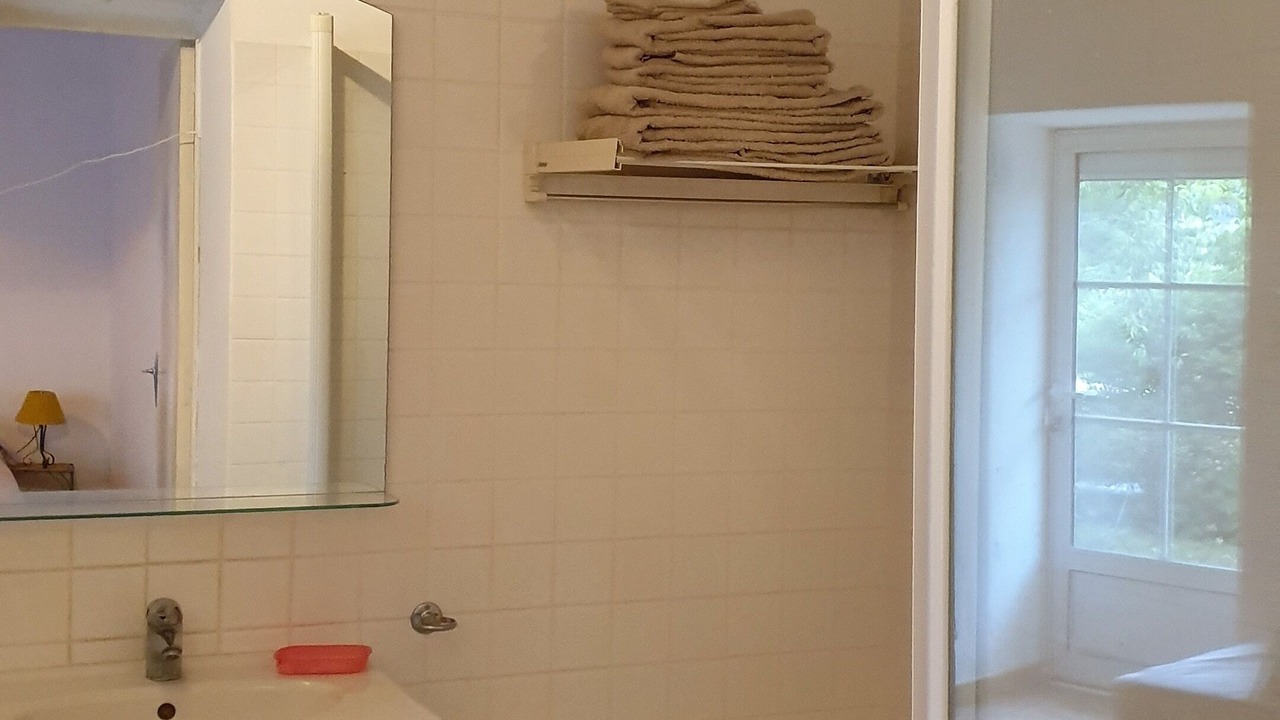 Photo of Bathroom in Razines