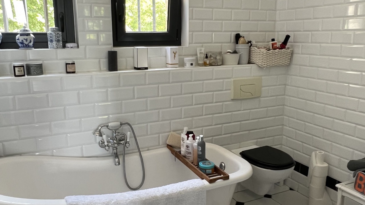 Photo of Bathroom in Notre Dame de la Garenne