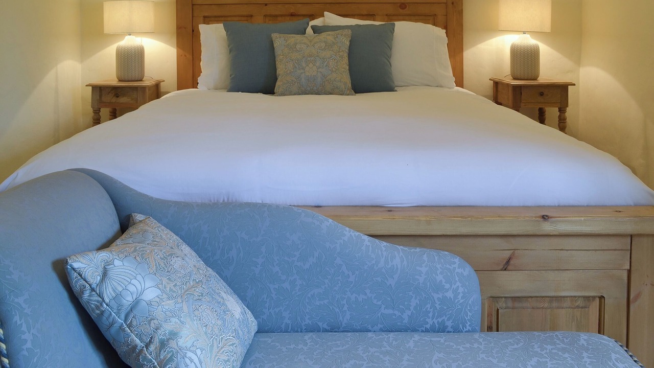 Photo of Others in Middle Mayfield