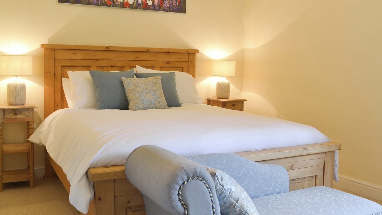 Photo of Others in Middle Mayfield