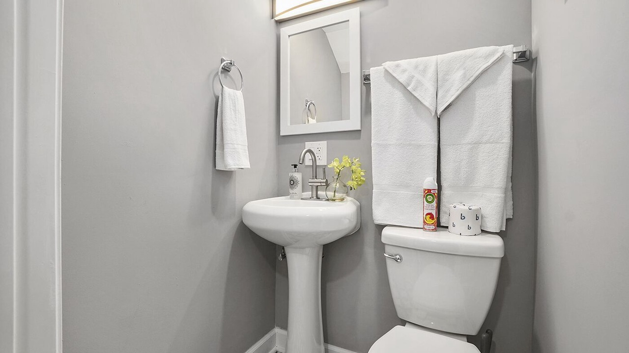 Photo of Bathroom in Forestview