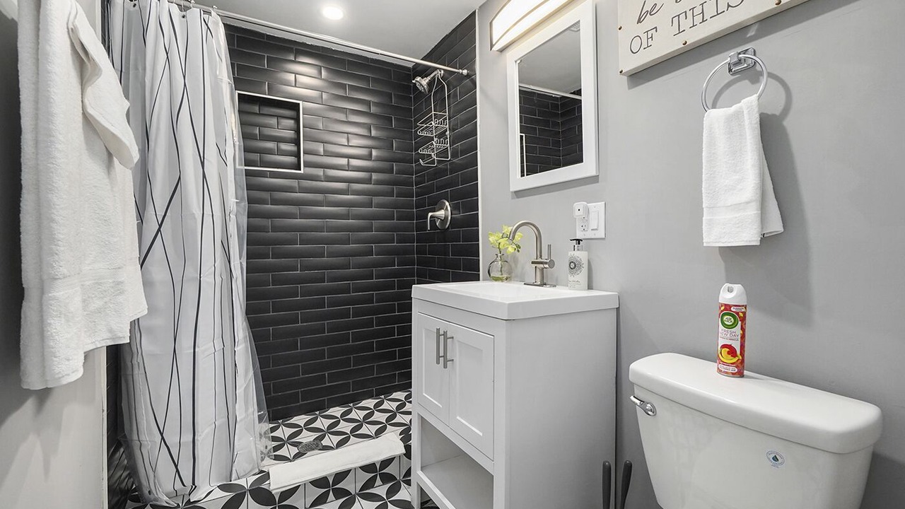 Photo of Bathroom in Forestview